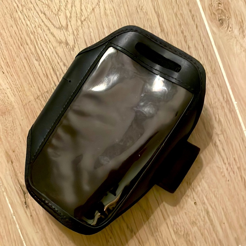 Running arm band cell phone holder with clear plastic window - neoprene
